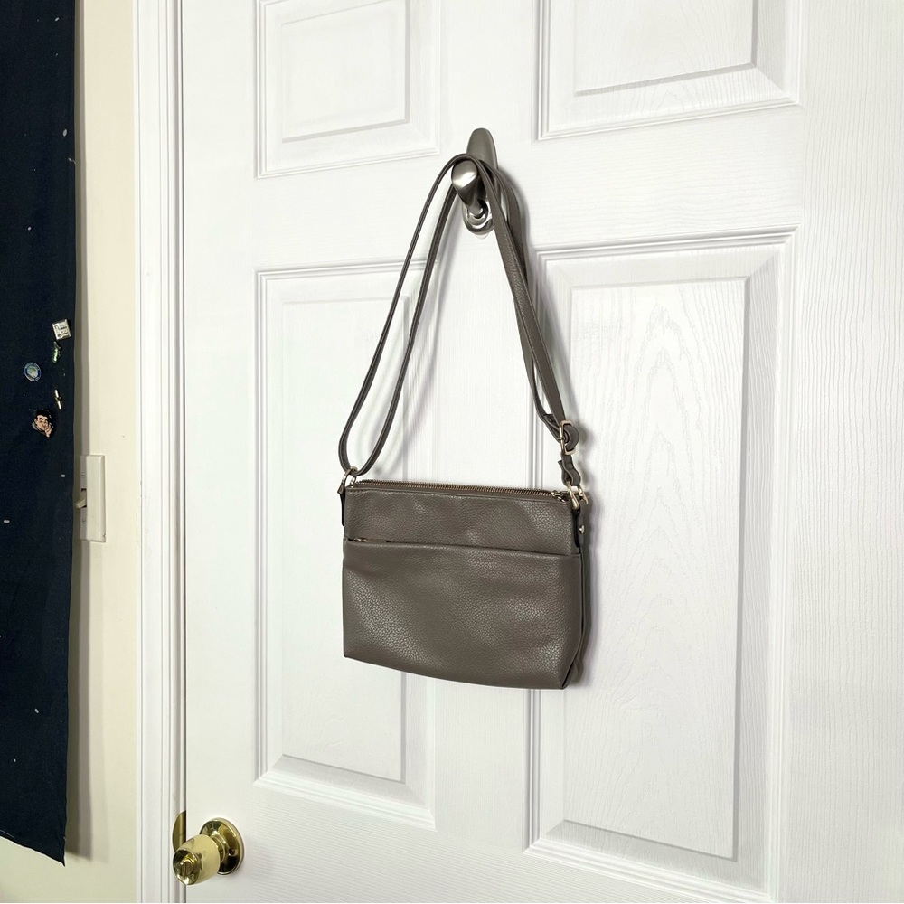 ✧･ﾟstone gray mini bag